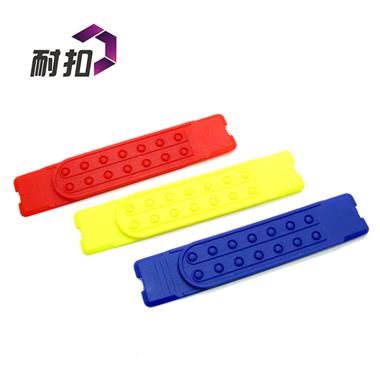 廠家定制多顏色塑料調節(jié)扣 七孔排扣 塑料調節(jié)扣 帽扣