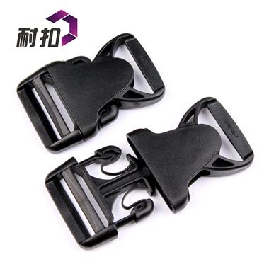 東莞耐扣廠家直銷(xiāo)箱包插扣塑料配件環(huán)?？劬呦錆M千郵包