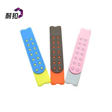 東莞直銷優(yōu)質帽子配件 兒童帽子調節(jié)扣 五孔排扣 全新環(huán)保料